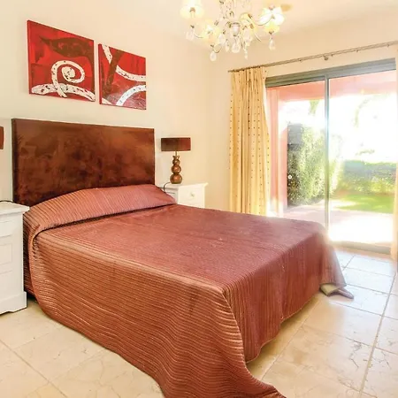 Апартаменты Apartment Benahavis