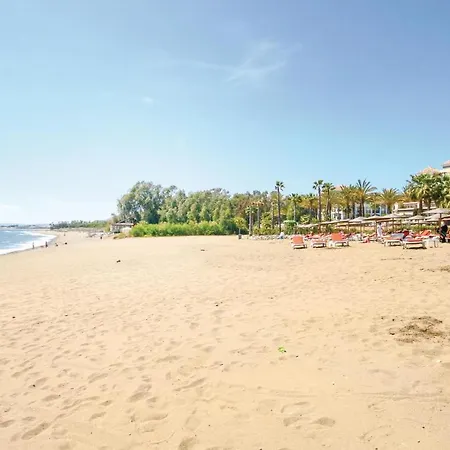 Apartment Benahavis Апартаменты